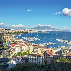 Flower's Napoli