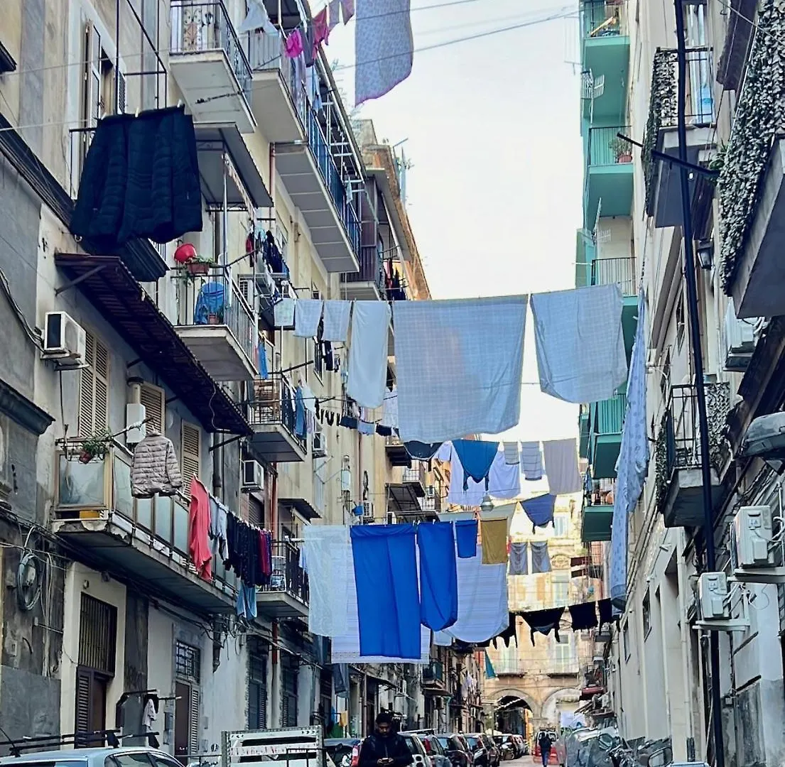 Bed and Breakfast Dimora Dei Decumani à Naples